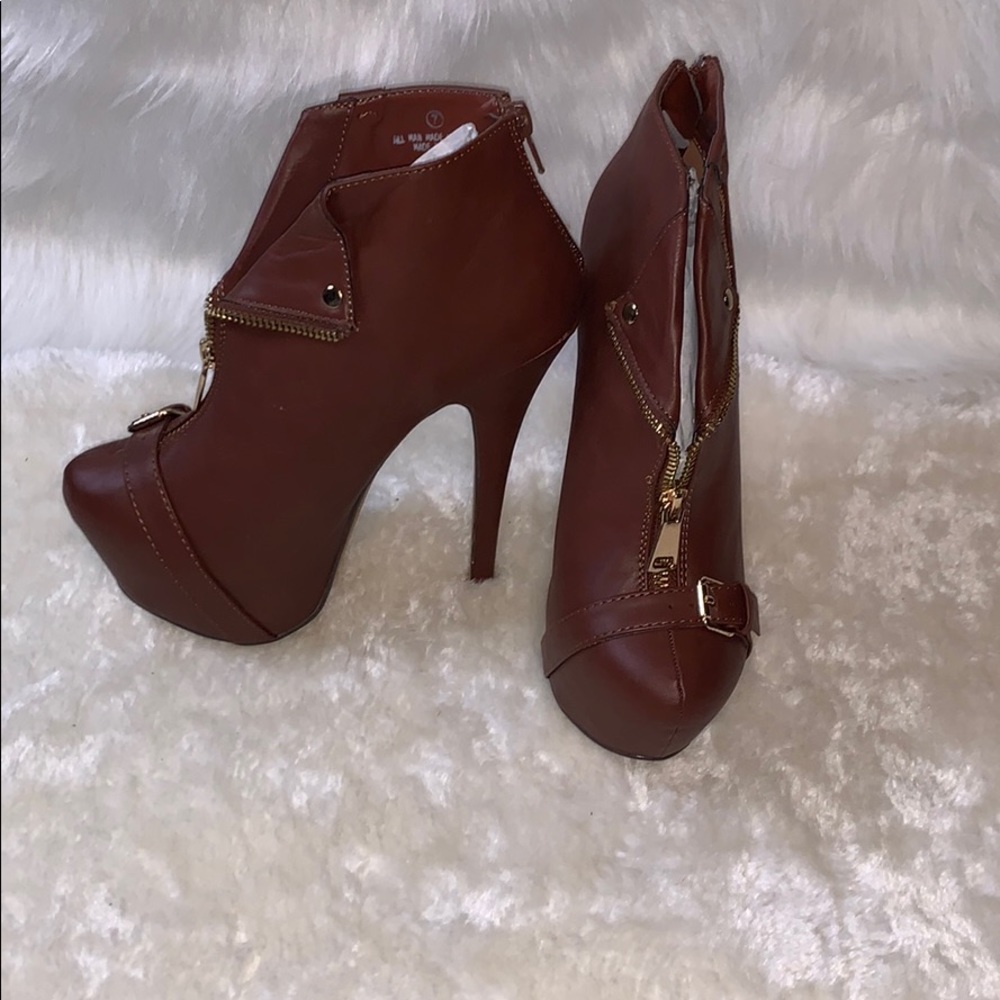 💰💰Liliana Ankle Booties💰💰